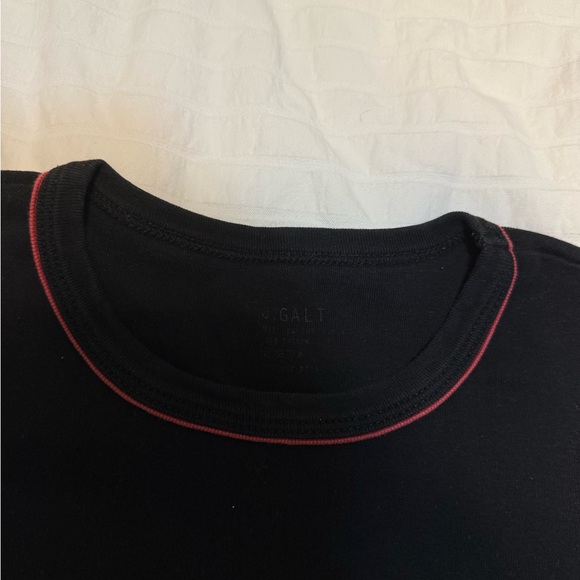 Brandy Melville Black Tee with Red Neckline - Picture 3 of 4